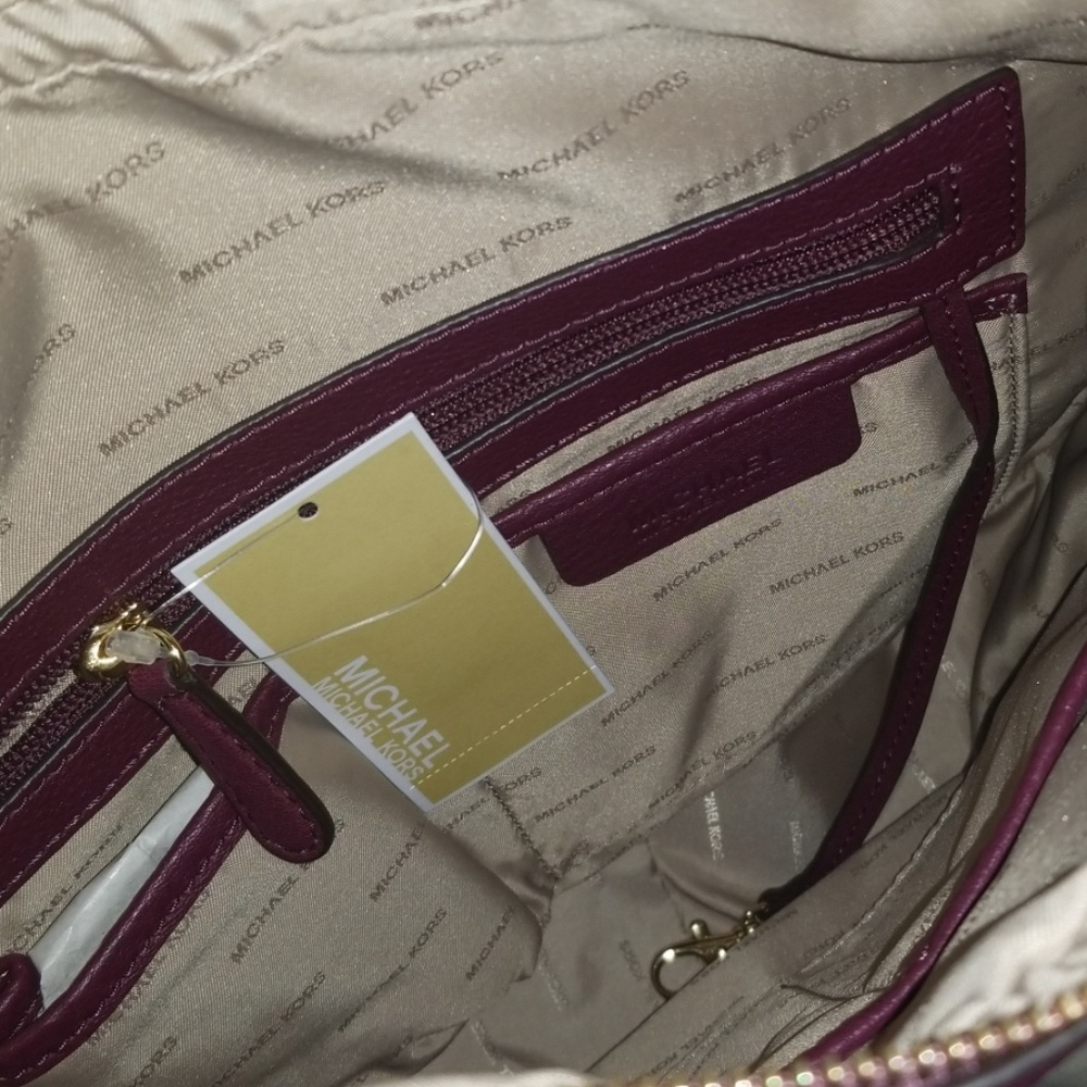 Purse - Picture 4 of 7